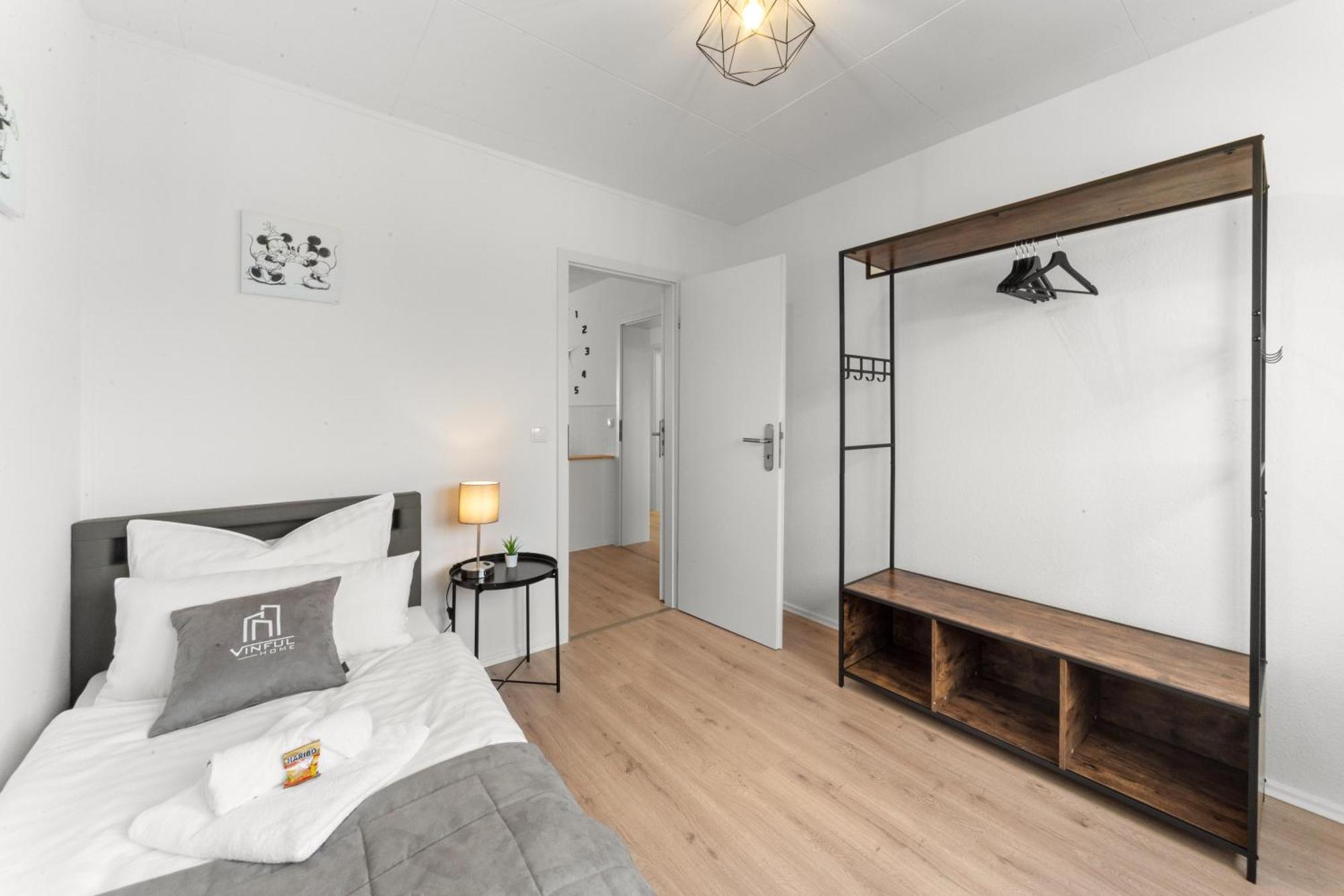 Vinful: Premium-Apartment Mit Balkon Und Parkplatz Mulheim an der Ruhr Bagian luar foto