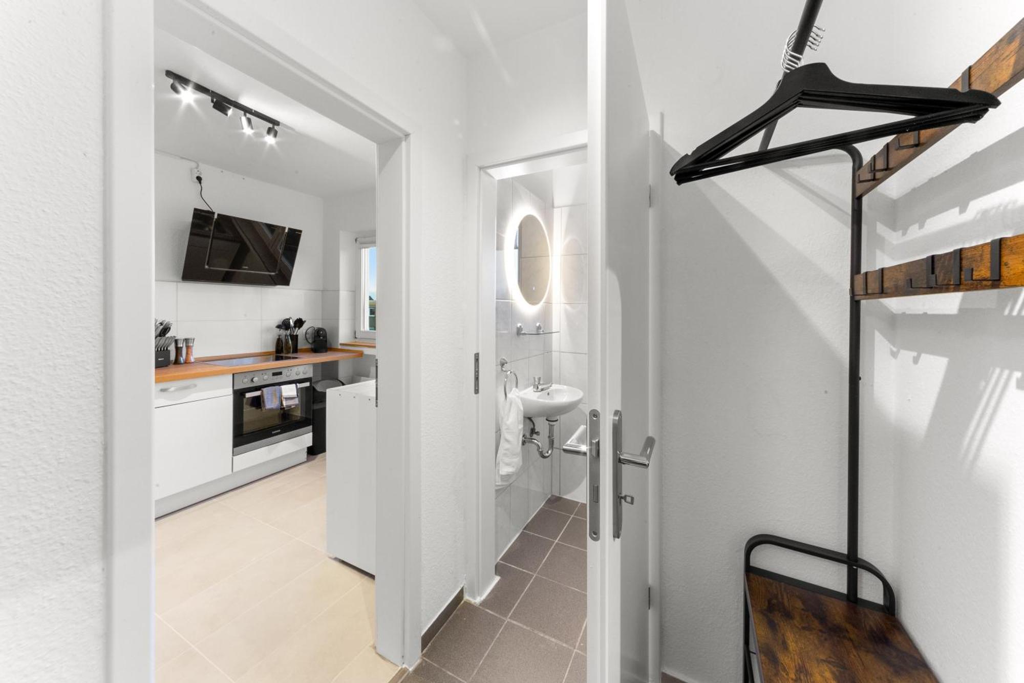 Vinful: Premium-Apartment Mit Balkon Und Parkplatz Mulheim an der Ruhr Bagian luar foto