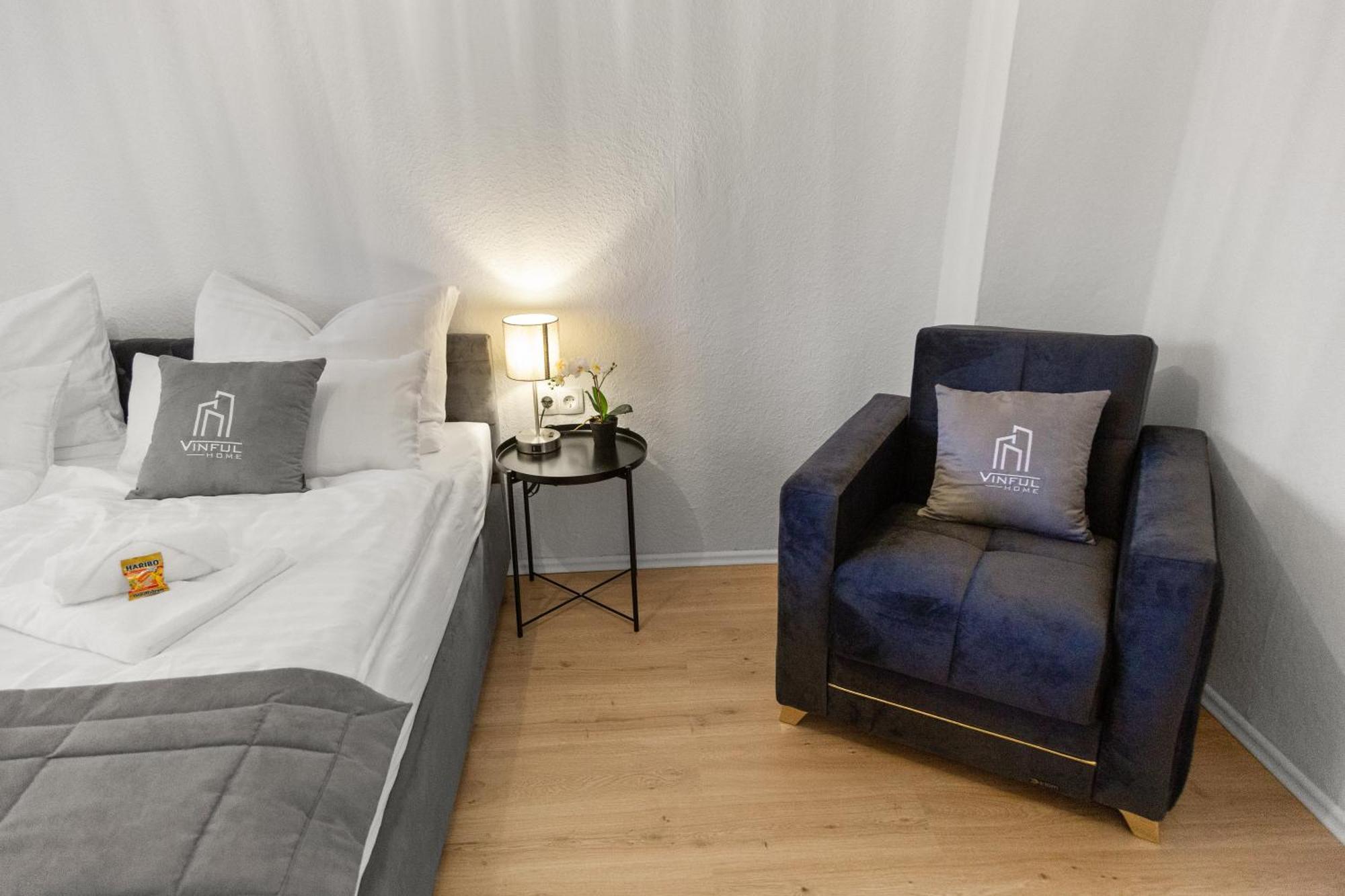 Vinful: Premium-Apartment Mit Balkon Und Parkplatz Mulheim an der Ruhr Bagian luar foto