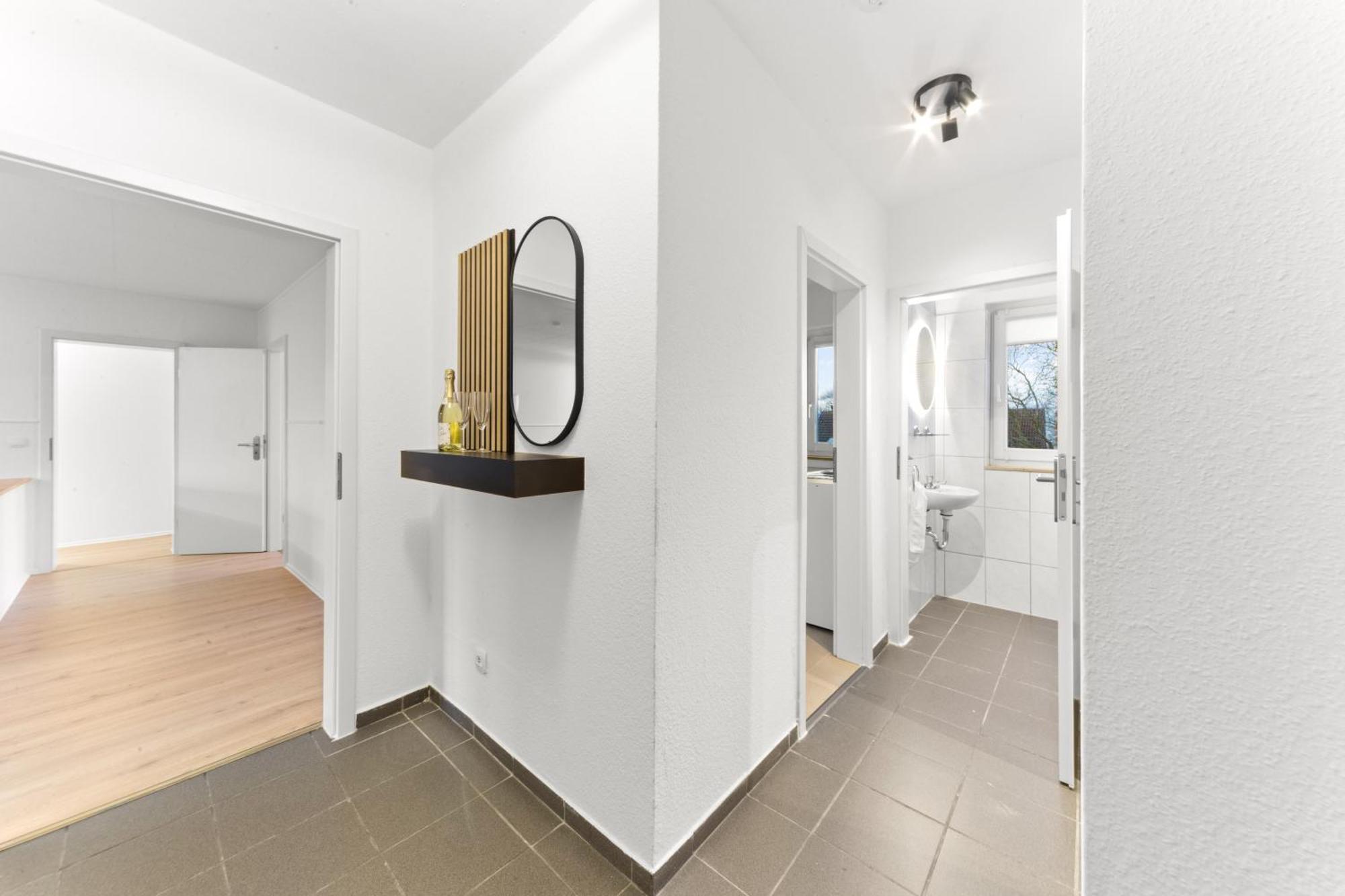 Vinful: Premium-Apartment Mit Balkon Und Parkplatz Mulheim an der Ruhr Bagian luar foto