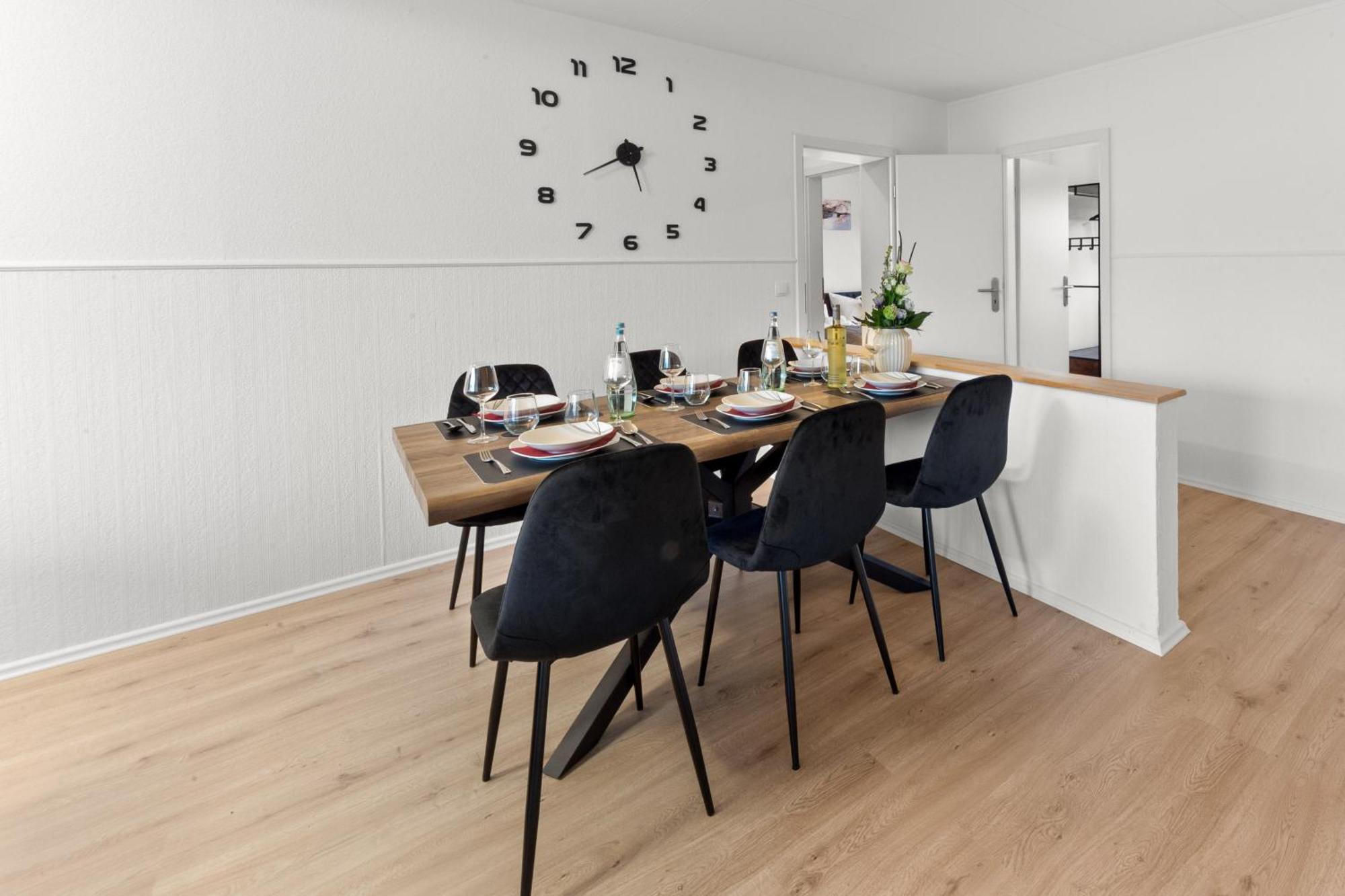 Vinful: Premium-Apartment Mit Balkon Und Parkplatz Mulheim an der Ruhr Bagian luar foto